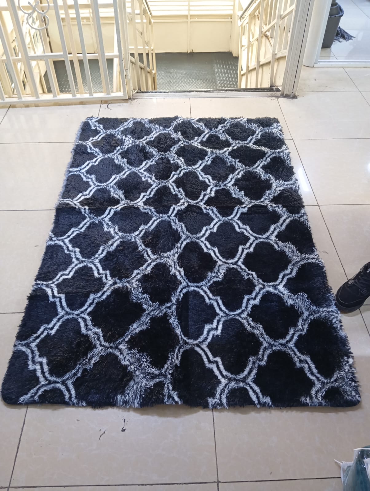 Fluffy carpet